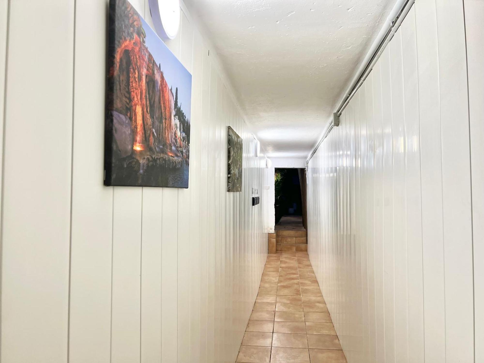 Cozy Suite Apartment, Wifi! Santa Coloma de Gramanet Exteriör bild