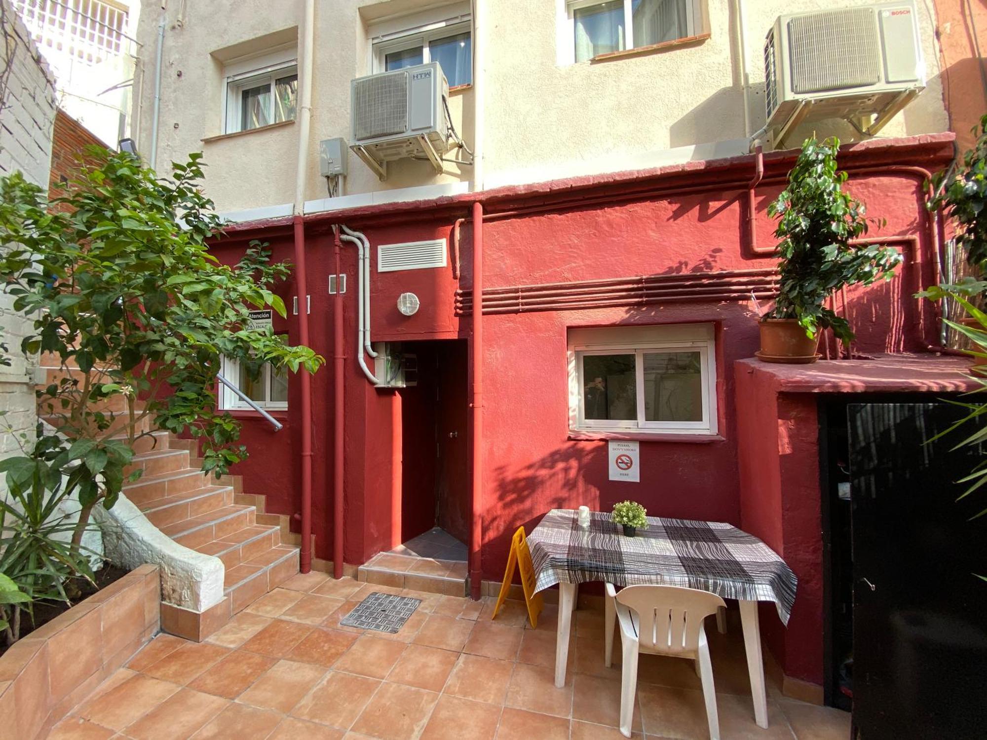 Cozy Suite Apartment, Wifi! Santa Coloma de Gramanet Exteriör bild